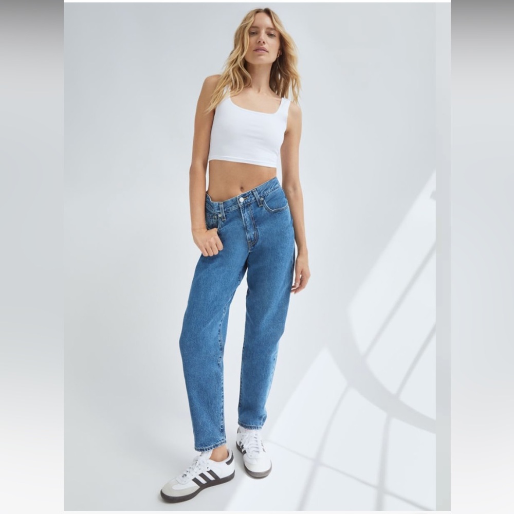 Levis High Loose Tapered Jeans Size 29 in Hold My Purse